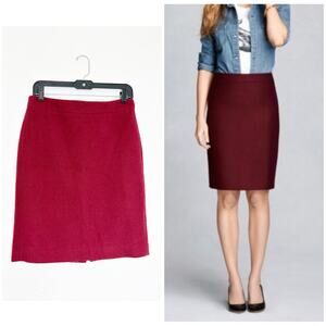 J. Crew Burgundy Wool Skirt Size 2 Maroon Pencil Classic Chic Vintage
